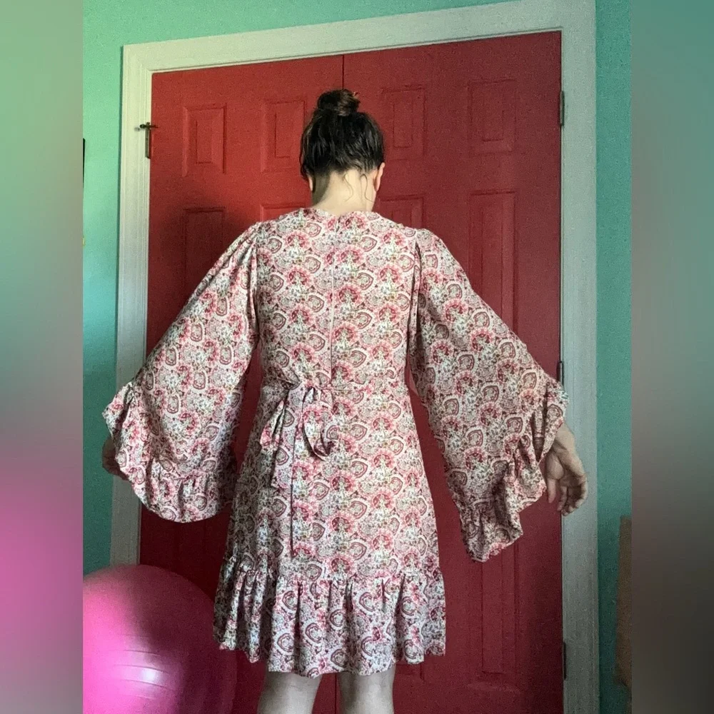 Betsey Johnson Pink Paisley Flutter-Sleeve Dress